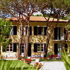 https://hotel-villa-fiorisella.it-tuscanyhotel.com